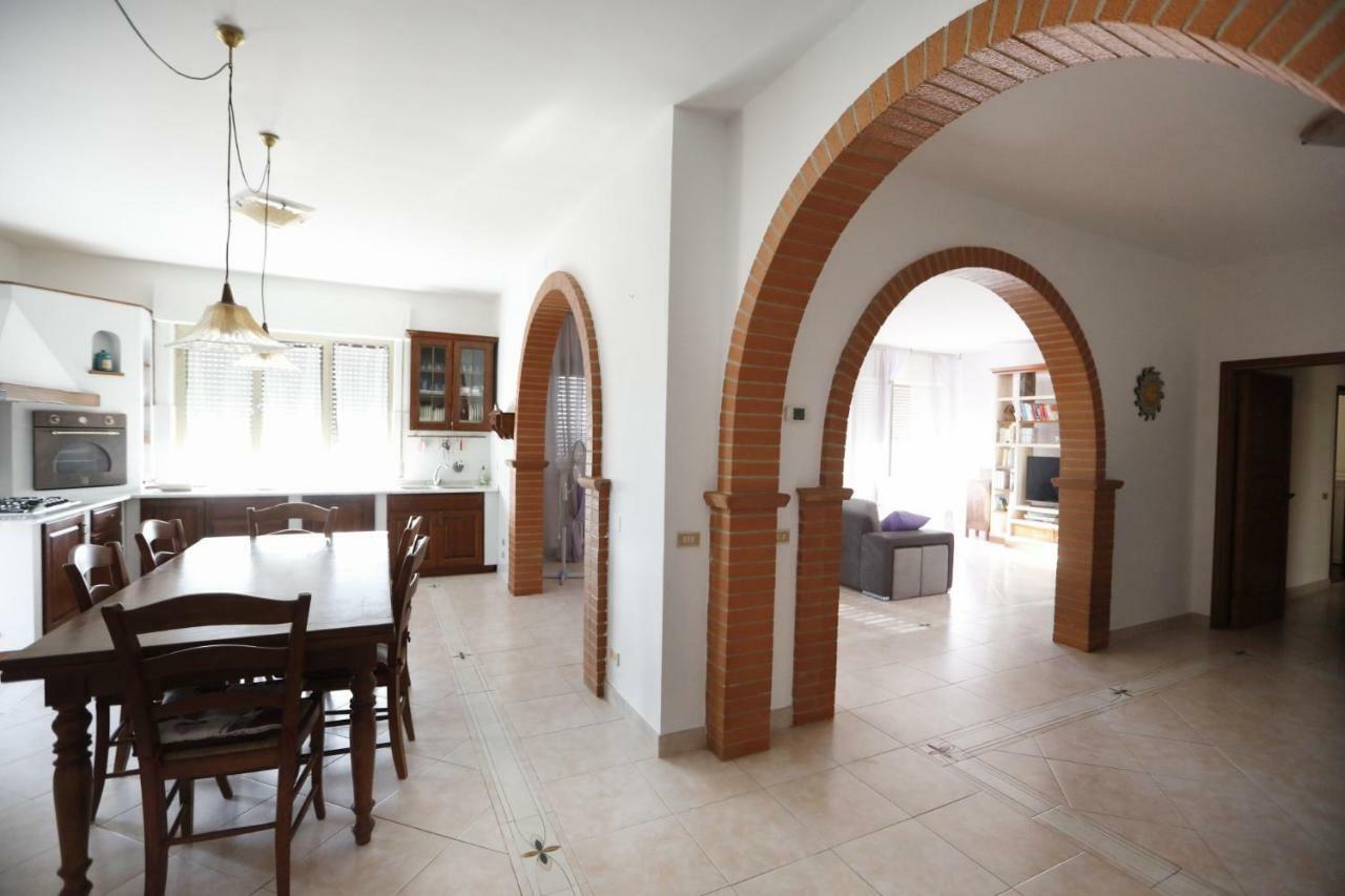 Appartement Casa Di Katia à Collesalvetti Extérieur photo
